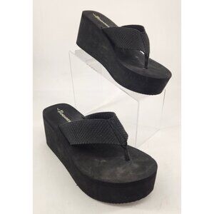 No Boundaries Womens Size 7 Chunky Y2K Inspired Platform Flip Flop Sandals Black